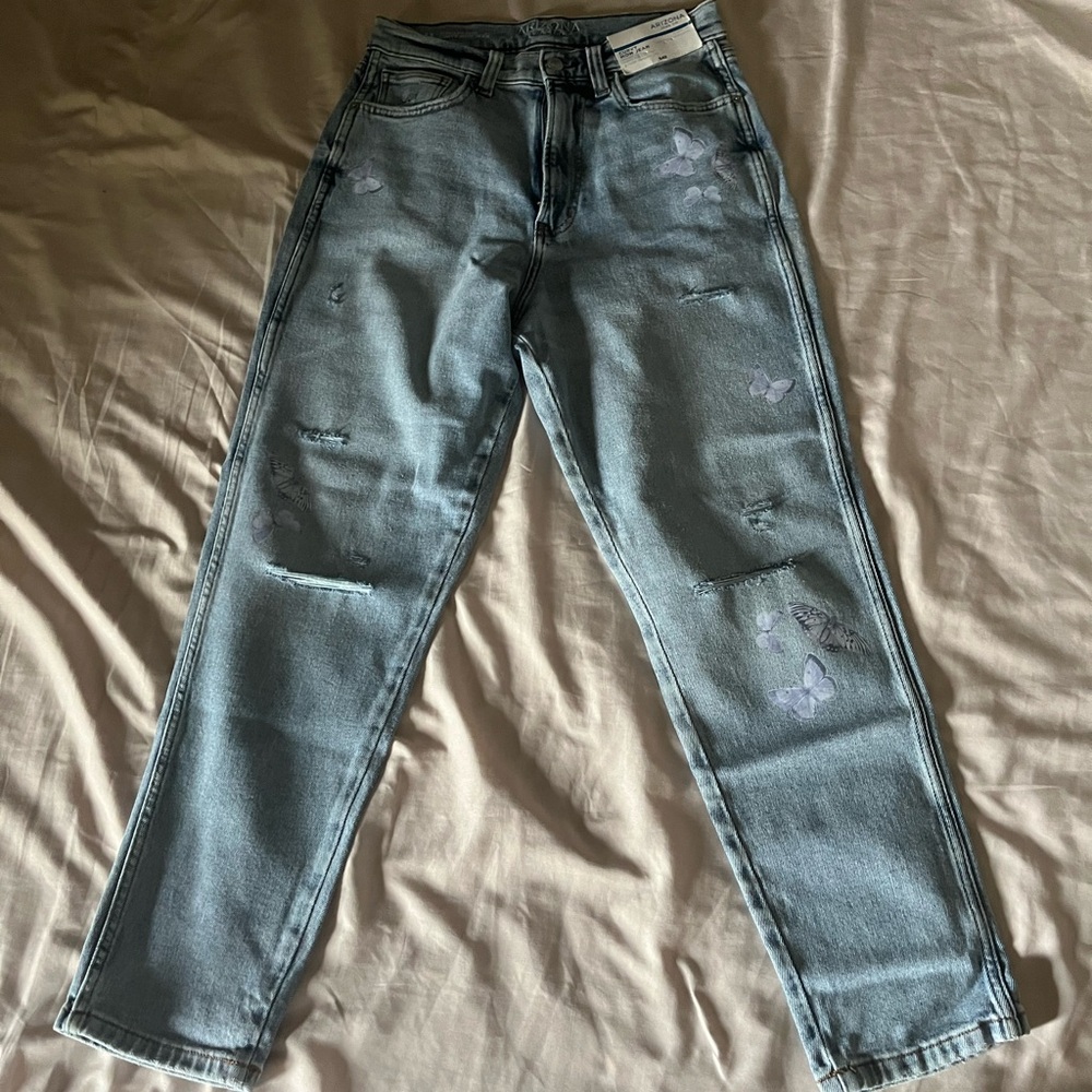 Curvy Mom Jeans. NWT